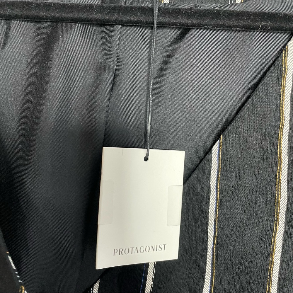 Protagonist  Black Striped V Neck Jacket - Picture 13 of 14